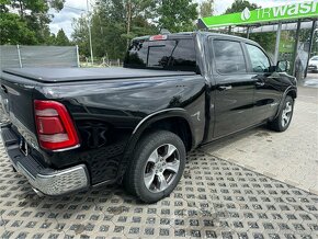 Dodge RAM 1500 Laramie - 6