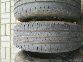 Letní pneu GoodYear 195/65 R15 i s disky - 6