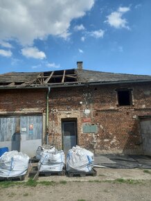Staré trámy a rozebrání starých střech - 6