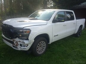 Dodge Ram LIMITED , rok 2021 , full vybava , 4x4 - 6