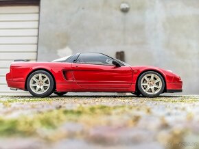 Honda NSX 1:18 AutoArt - 6