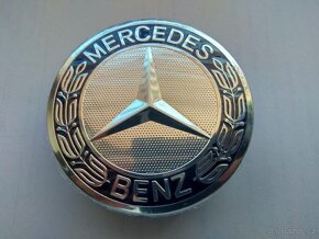 Prodám nové středové krytky kol Mercedes - Benz - 6