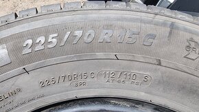 Letní pneu 225/70/15c Michelin - 6