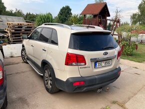 Kia Sorento 2,2crdi 145kW r.v.2010 - 6