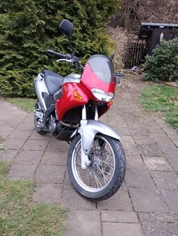 Aprilia Pegaso 650 i.e - 6