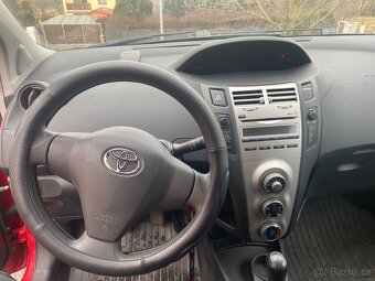 Toyota Yaris 1.0 VVT-i - 6