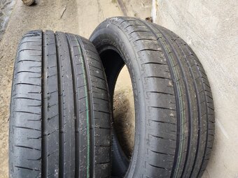 18"zánovní letní pneu Bridgestone 215/55/18 = 5000Kč/4ks - 6