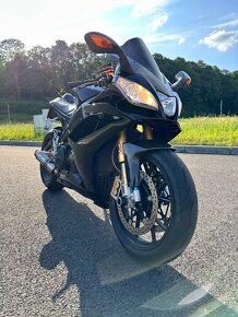 Rsv4 Aprilia - 6