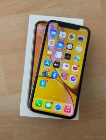 iPhone XR 128GB Yellow - 6