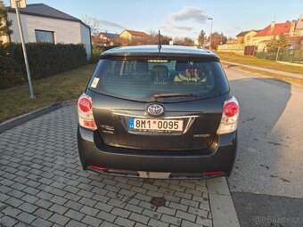 Toyota Verso 1.8 VVTi - 6