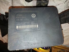 Volkswagen Bora 1.6 77kW (Golf IV) náhradní díly - 6