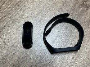 Xiaomi Mi Band 4 - 6