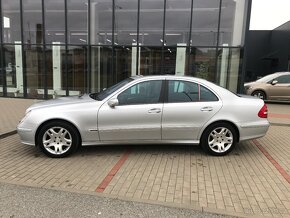 Mercedes-Benz Třídy E 320 CDi 165kW 4 MATIC - 6