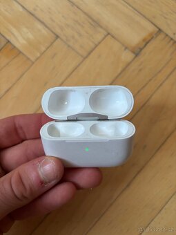 Apple AirPods Pro 2.generace - 6