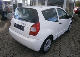 Citroën C2 1.1i serviska,2x kola benzín manuál 44 kw - 6