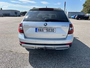 Škoda Octavia Scout 2.0 TDI, 135 kW 4x4 DSG - 6