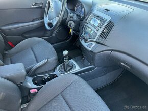 Hyundai i30 1.6 CRDi - 6