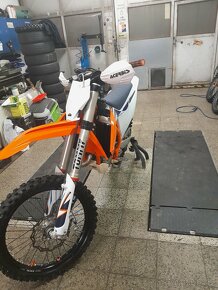 KTM 250 SX-F 2022 - 6