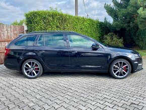 ŠKODA OCTAVIA 2,0 TDI RS DSG 4X4 LED ZÁRUKA / 2020 - 6