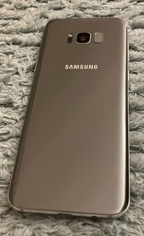 Samsung Galaxy S8+, pěkný stav, včetně nabíječky a sluchátek - 6