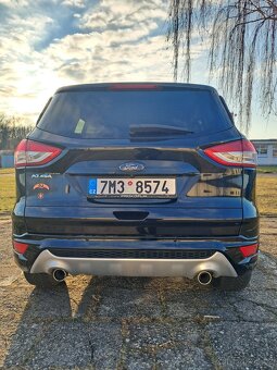 Kuga 4x4 132 kW automat  109000km - 6