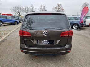 Volkswagen Sharan 2,0 TDI Comfort 7 MístPanorama - 6