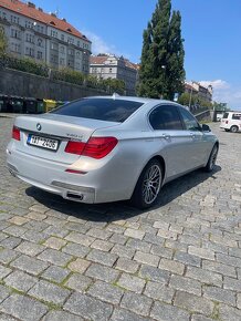 BMW 740D - 6