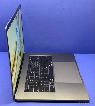 MacBook Pro 15” 2017/16GB RAM/Intel i7/1TB SSD/ Záruka - 6