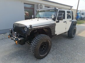 Jeep Wrangler JK 3.8L + plyn - 6