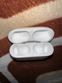 Nabíjecí pouzdro MagSafe pro Apple AirPods Pro 1. Gen. - 6