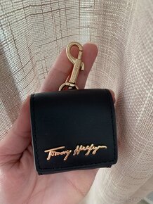 Přívěsek Tommy Hilfiger | sedí na airpods 1,2 generace - 6