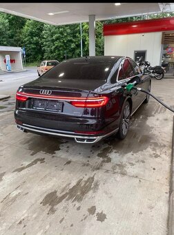 PRODÁM AUDI A8 Quattro rv. 2019 po servise full výbava - 6
