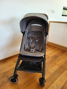 Bugaboo Fox 2 + autosedačka Cybex + Joolz Aer - 6