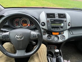 Prodám Toyota Rav4 2.2 - 6