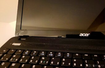 Notebook Acer Aspire připravený na školu nebo internet - 6