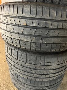 Letni. Pirelli zero 235/35 r19 - 6