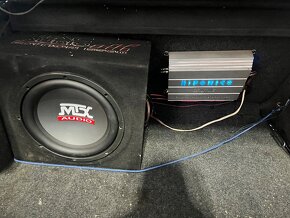 Subwoofer MTX + zesilovač HIFONIC - 6