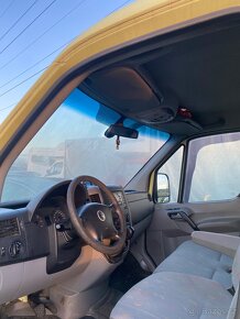 VW CRAFTER 2,5 TDI 120KW 2007 - 6