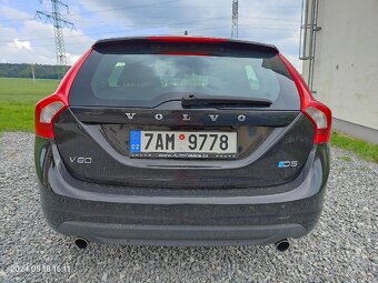 VOLVO V60 D5 - 6