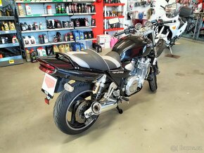 Yamaha XJR 1300 - 6