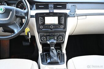 Škoda Superb 2.0TDI 125KW DSG Elegance 4/2012 - 6