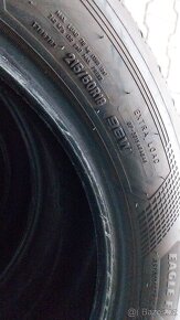 Prodám 4 téměř nové letní pneu Goodyear 215/50/18 - 6