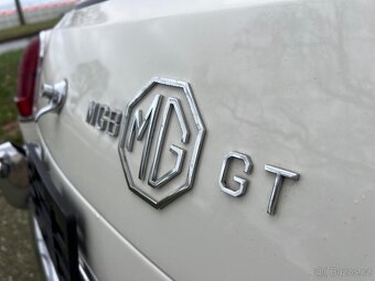 MG MGB GT - 6