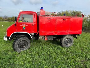 Mercedes Benz Unimog 404 - 6