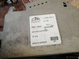Jaguar XJ40 řídící jednotky - 6