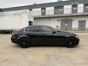 Bmw e90 325i manuál. - 6