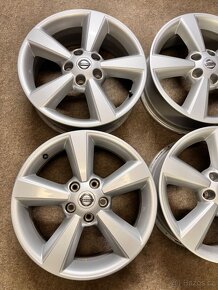 5x114,3 R17 originál alu Nissan Qashqai - ET 40 - - 6