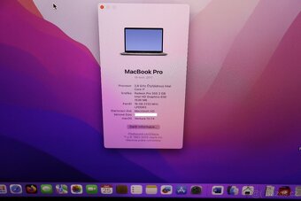 MacBook Pro 15" 2017 i7 / 16GB / 250GB / Pro 555 - 6