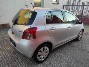 Toyota Yaris 1.3 VVT-i  64 Kw 4 Valec Benzin 129 Tis Km - 6