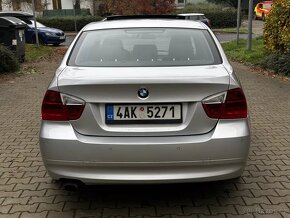 BMW Řada 3 E90 320i 110kW Sedan Aut. klima Šíbr 6st. Manuál - 6